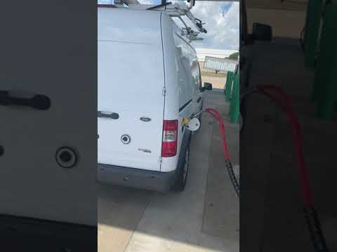 Fueling A 2012 CNG Ford Transit Connect