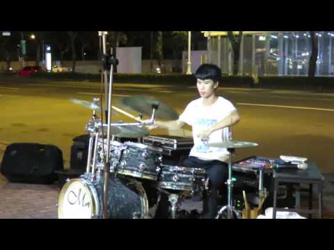 2015/11/13豆豆龍 爵士鼓（周杰倫-聽見下雨的聲音）