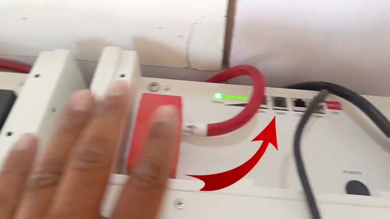 لیتیم بطری پرل کی سنګه لږیږی دلته ویډیو کی راسره وګوری او مخ ته یی شیر کړی