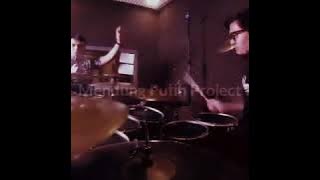 Medley lagu dangdut perform by Galih Drum OVJ/YKs