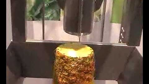 Pineapple cylinders with peel separation