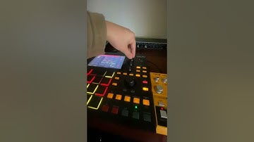 Deep acid house or techno or whatever - Roland TR8s / Akai MPC One / Behringer td3