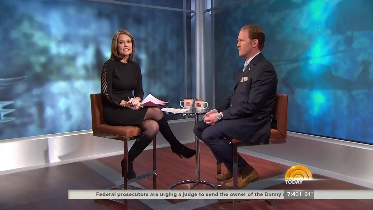 Savannah Guthrie in black suede boots - 14-Nov-2014 - YouTube