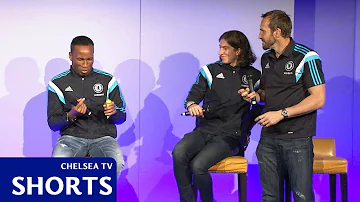 Drogba tries an Australian delicacy