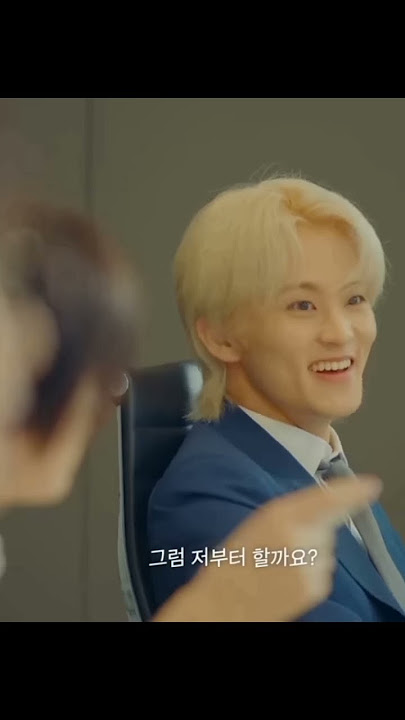 CEO muda yg LG di mabuk cinta dikit² nengok dikit² caper #markhyuck