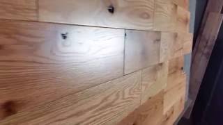 5' x 3/4' Red Oak Rustic Grade Hardwood Flooring with Natural Finish