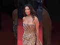Eva Longoria’s Stunning Golden Red Carpet Moment#evalongoria #redcarpet#cannesfilmfestival#glamour
