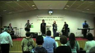 Video thumbnail of "Alabanza Jovenes Dom 2 - enero 2011 part (1 de 2)"