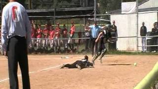 2011 09 18 Softball   Cornell vs Le Moyne   1st Inning   Fran Kiernan  Nice Dive For A Foul Ball