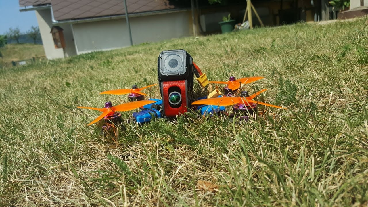 Just fly..... Maiden Geprc AX5 Frame