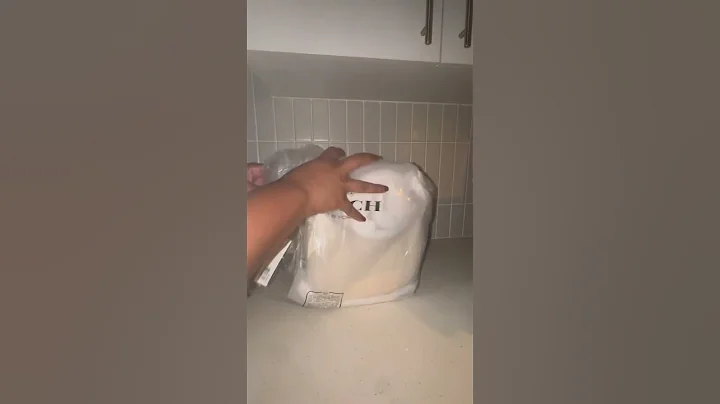 Coach Jonie 22 & Wallet Unboxing 💕✨ #unboxing #coachbag #fyp #shorts #purse #coach #musthaves