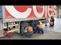 Wabco trailer brake testing at fleet service