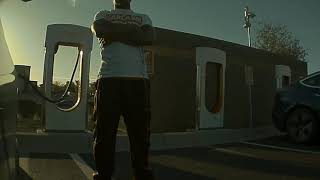Attempted Carjacking in Broad Daylight - Teslacam