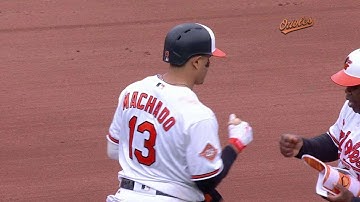 BOS@BAL: Machado doubles to center, scores Jones