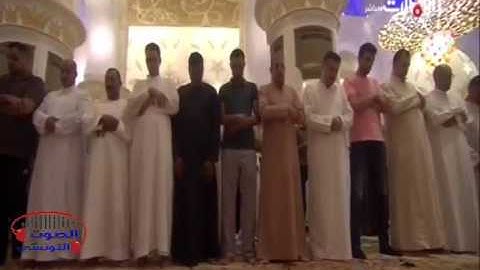 خواتيم سورة الحشر  بترتيل جميل للشيخ إدريس أبكر ليلة 6رمضان 1438