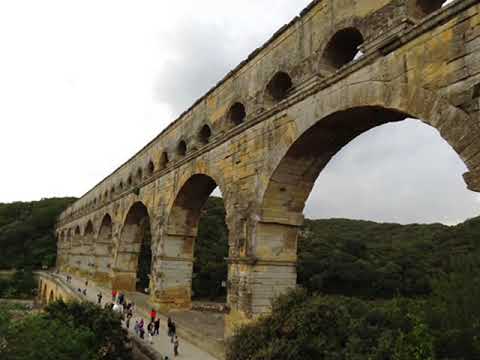 Франция Акведук Пон дю Гар Город крепость Каркассон