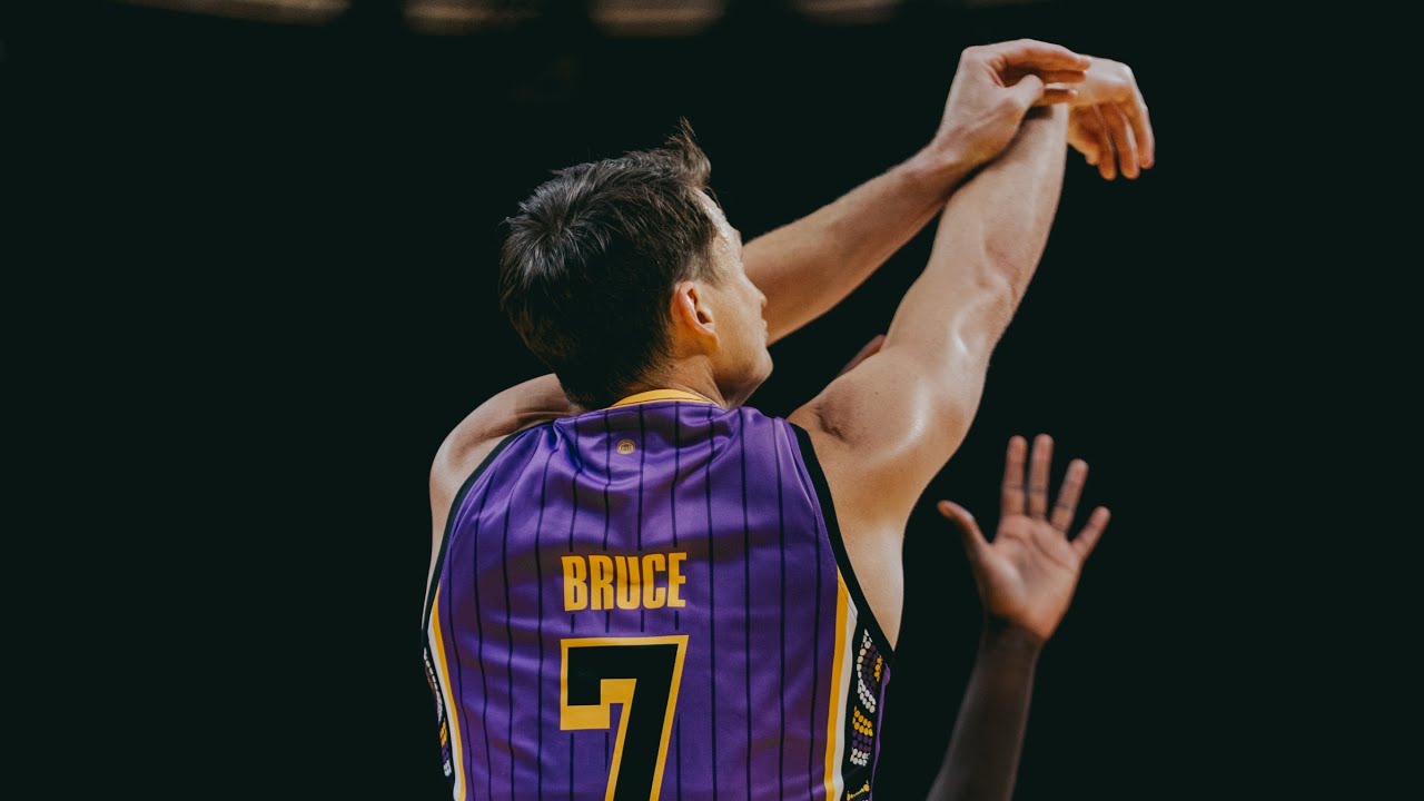 what-to-expect-during-a-sydney-kings-home-game-youtube