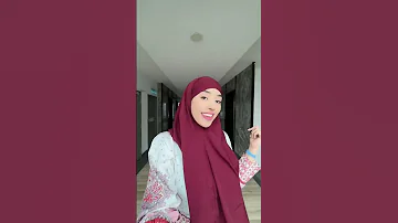 AMIIRA QURUX NASHIIDO IYO RAMADAANKA Shorts 