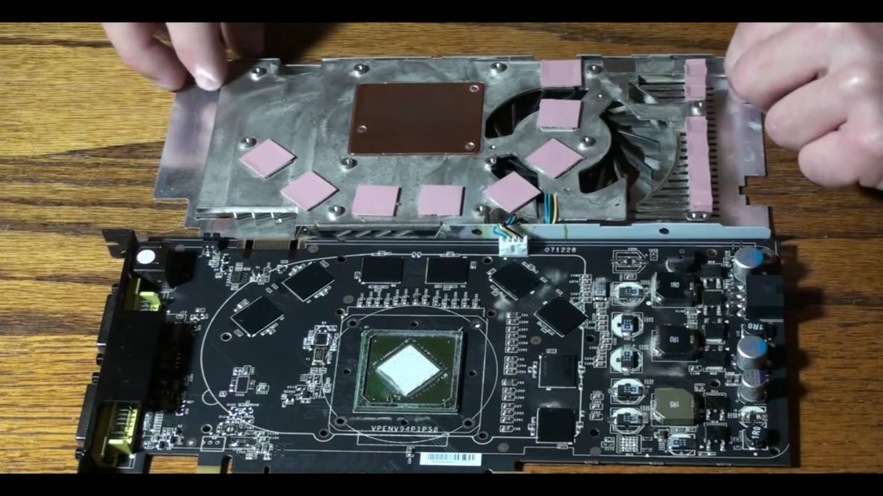 Lære udenad vil beslutte lyse How to Apply Silver Thermal Compound to 9600GT GPU - YouTube