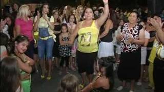 Juana la del revuelo de fiesta en las 3000