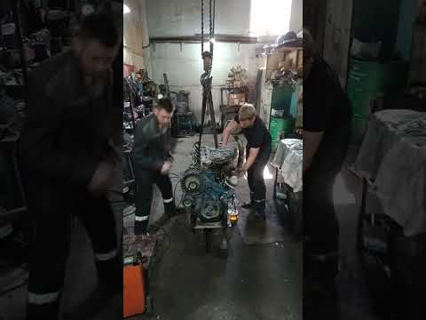 Запуск двигателя Д-144 (Cold start engine D-144)
