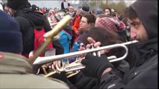 Notre Dame des Landes victory celebration - ZAD - 10 February 2018 - " Le Pieu" chords