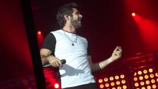 thomas rhett - uptown funk (sioux city, IA 11/14/15)