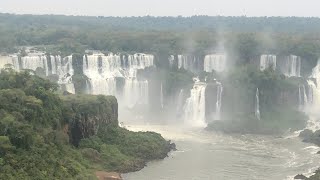 Kadu nas cataratas de Iguaçú