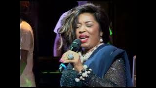 Grace DECCA en concert live | FENAC 2016 – L’icône de la musique camerounaise en majesté 🇨🇲🎤