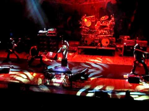 Dir en grey - The Final (live) - YouTube
