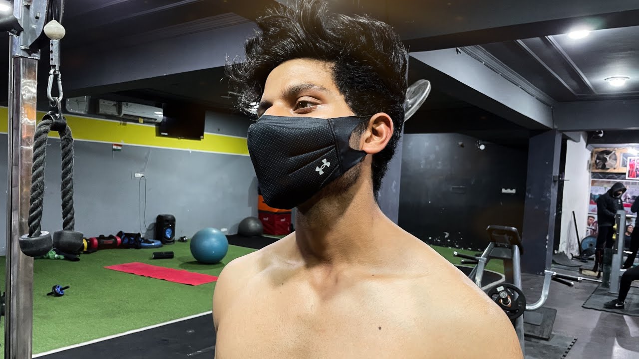 sol Te mejorarás Por lo tanto Under Armour sports mask | full review & unpackaging | India - YouTube