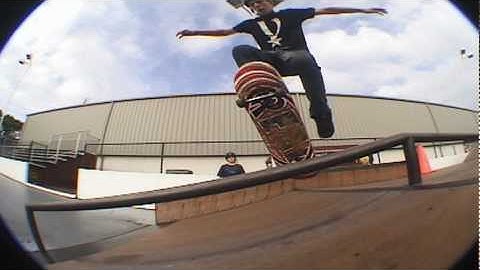Pop shuv it Lipslide