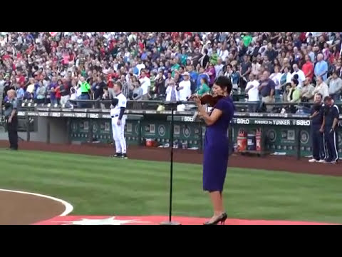 Anne Akiko Meyers Performs the National Anthem