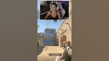 Clutch or Kick? 🫣 #counterstrike #clutch #cs2 #gaming #funnymoments #fyp #gamergirl