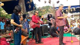 Ganjar Pranowo bacakan puisi Sawung Jabo