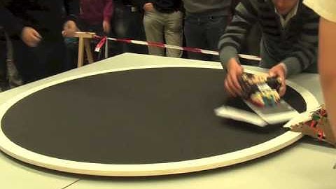 Finals SUMO robot competition