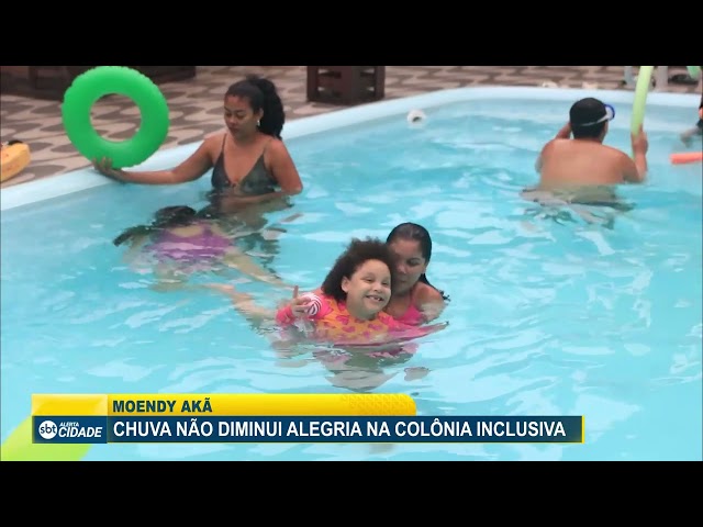 CHUVA NÃO DIMINUI ALEGRIA NA COLÔNIA INCLUSIVA DO MOENDY AKÃ