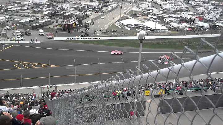 Grid Rolling off Hollywood Casino 400 Kansas 2012