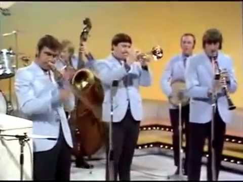 Kenny Ball And His Jazzmen* Kenny Ball And His Jazz Band - Samantha Kenny Ball And His Jazzmen* Kenny Ball And His Jazz Band - Samantha