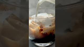 لاتيه بارد بثواني بدون الة قهوه اسهل طريقة لعمل ايس لاتيه iced latte