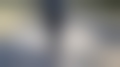 THE CLICK OF HAIR HEELS ON THE ASPHALT,THE CLICK OF HEELS,DIFFICULT WALKING,EXTREME SHOES,THIN SOLES