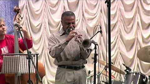 Jesse Jones, Melton Mustafa - A Night In Tunisia