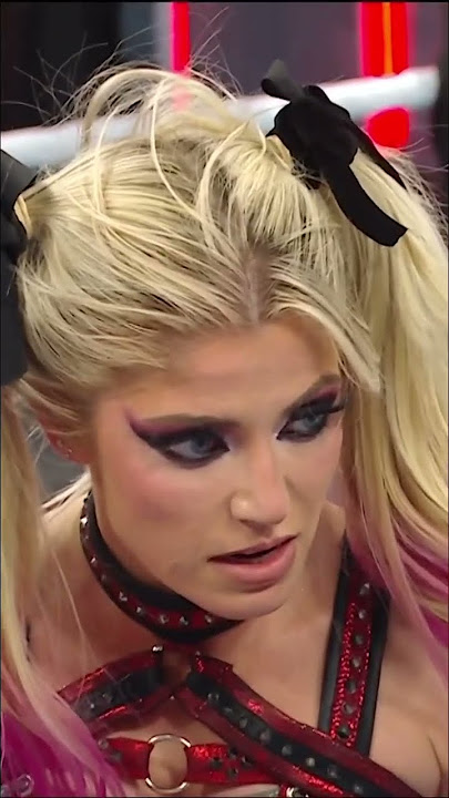 Liv Morgan eliminates Alexa Bliss