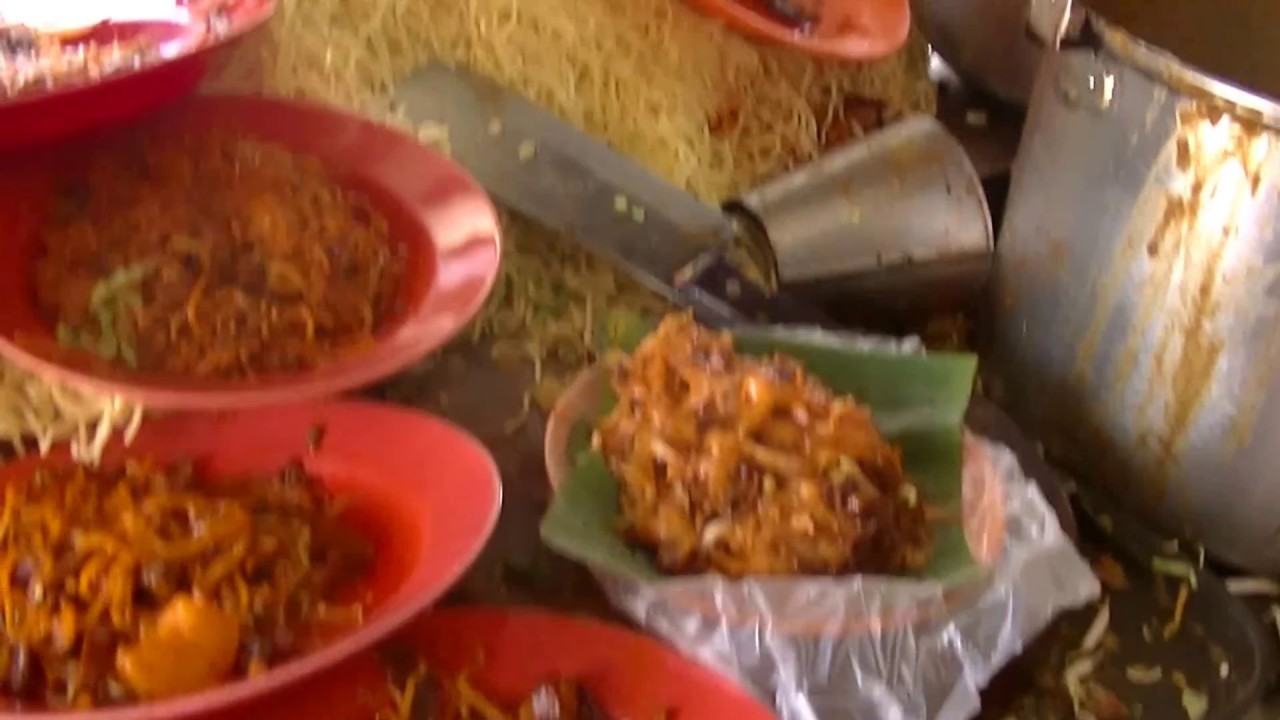 Galaxy Famous Fried Squid Noodle, 2014, Cleaniless Complained