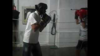 boxe do espaço de treino, Danilo Nerd vs Igor Ligeirinho.