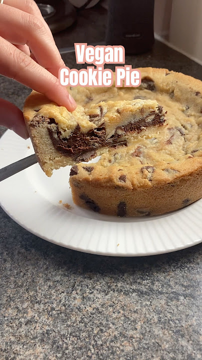 Indulgent Cookie Pie!