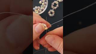 Apprendre à faire des boucles d&#39;oreilles !  #perles  #bijouxfaitsmain  #bouclesdoreilles