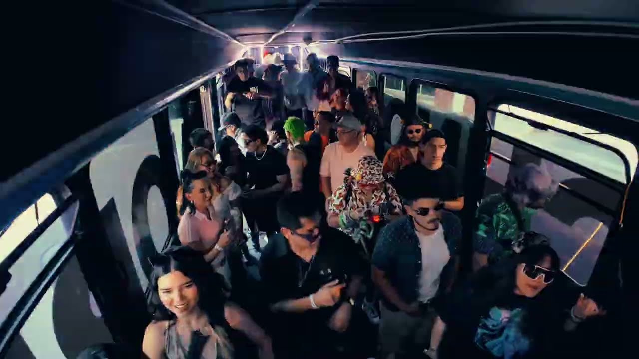 Guarda TECHNOBUS at Downtown El Paso | DEATH BY NOIZE su YouTube Guarda TECHNOBUS at Downtown El Paso | DEATH BY NOIZE su YouTube
