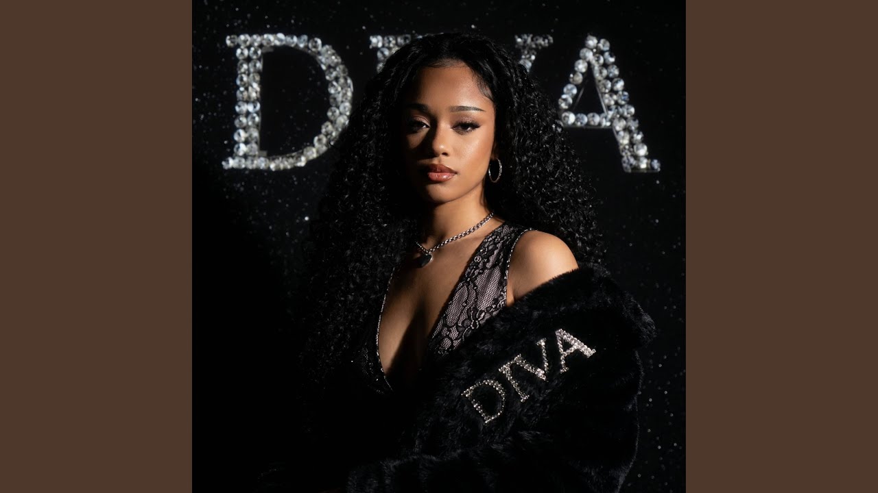 Смотреть «DIVA» на YouTube Смотреть «DIVA» на YouTube