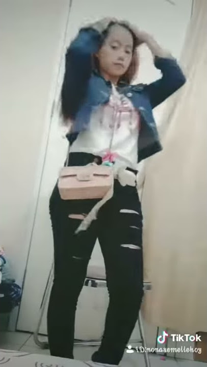Tik Tok.  Nona Semellehoy🤗